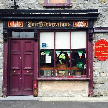 The Lawrence Hotel Athboy Екстериор снимка