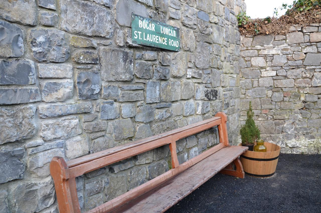 The Lawrence Hotel Athboy Екстериор снимка