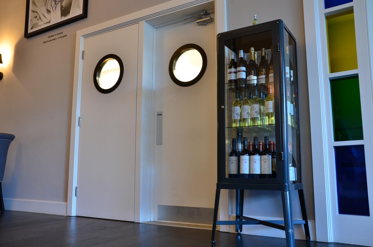 The Lawrence Hotel Athboy Екстериор снимка