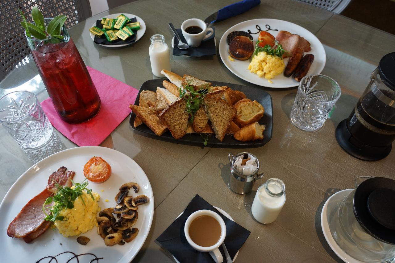 The Lawrence Hotel Athboy Екстериор снимка