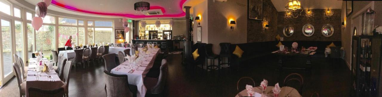 The Lawrence Hotel Athboy Екстериор снимка