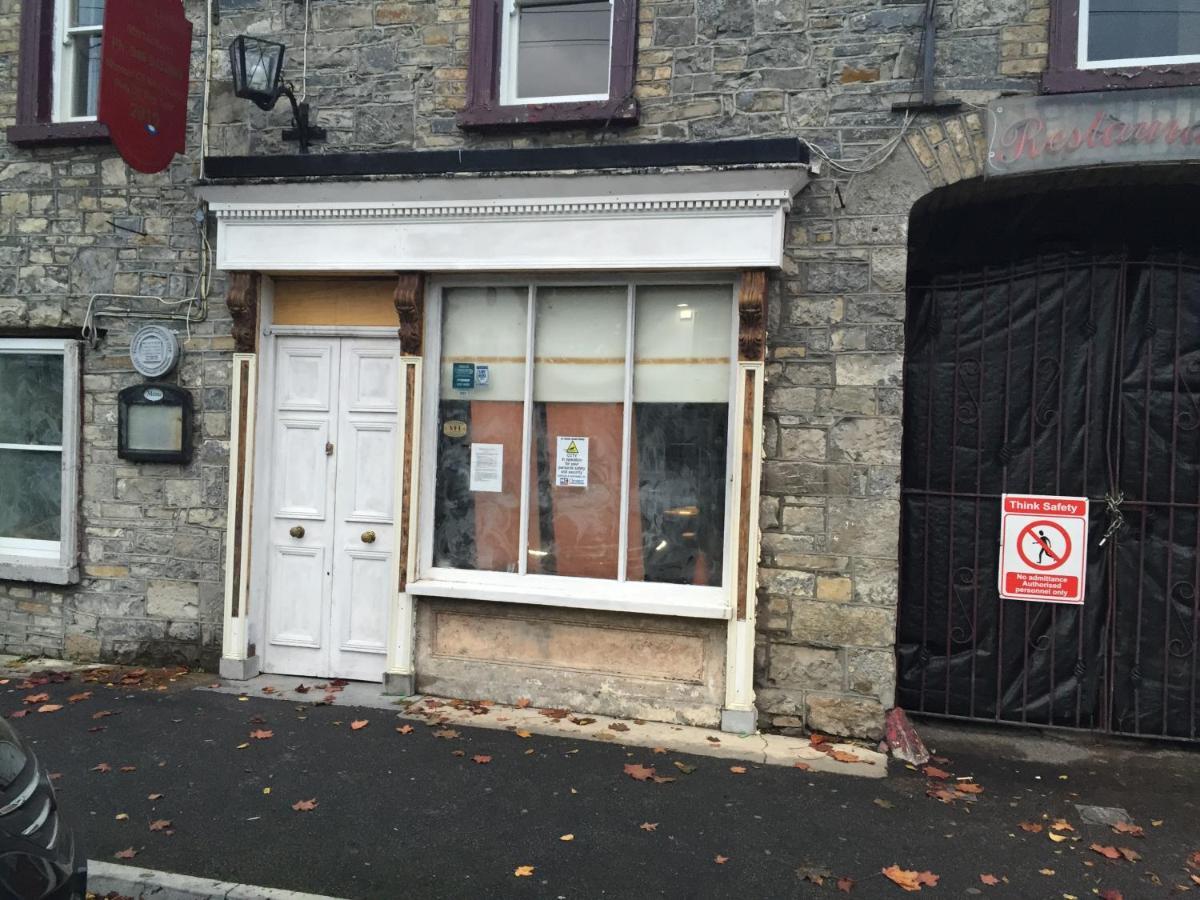 The Lawrence Hotel Athboy Екстериор снимка